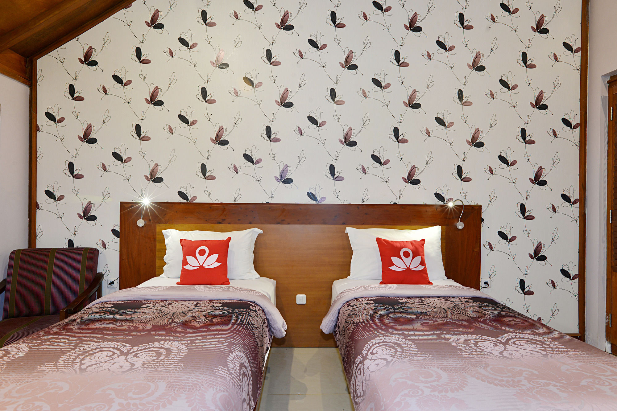 Zen Premium Tegal Panggung Danurejan Hotel Yogyakarta Ngoại thất bức ảnh